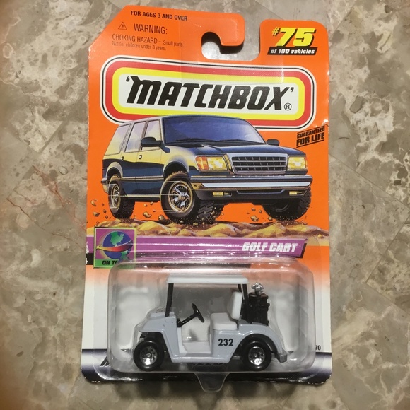 Matchbox GOLF CART with black golf bags and silver clubs - Picture 3 of 6